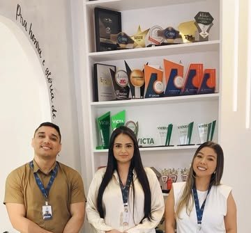 Equipe da JCSIMOB no escritório